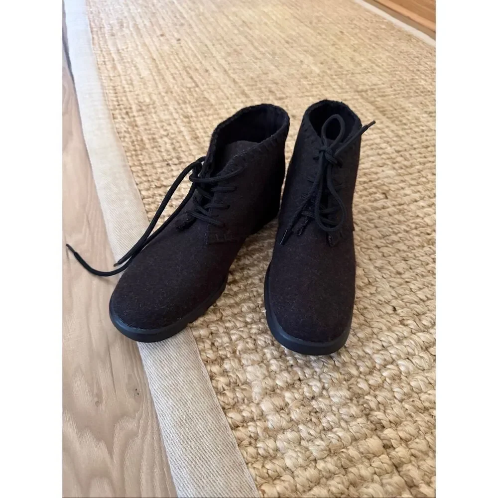 Vintage Talbots Brown Felt Lace-Up Ankle  desert-style chukka  women’s boots